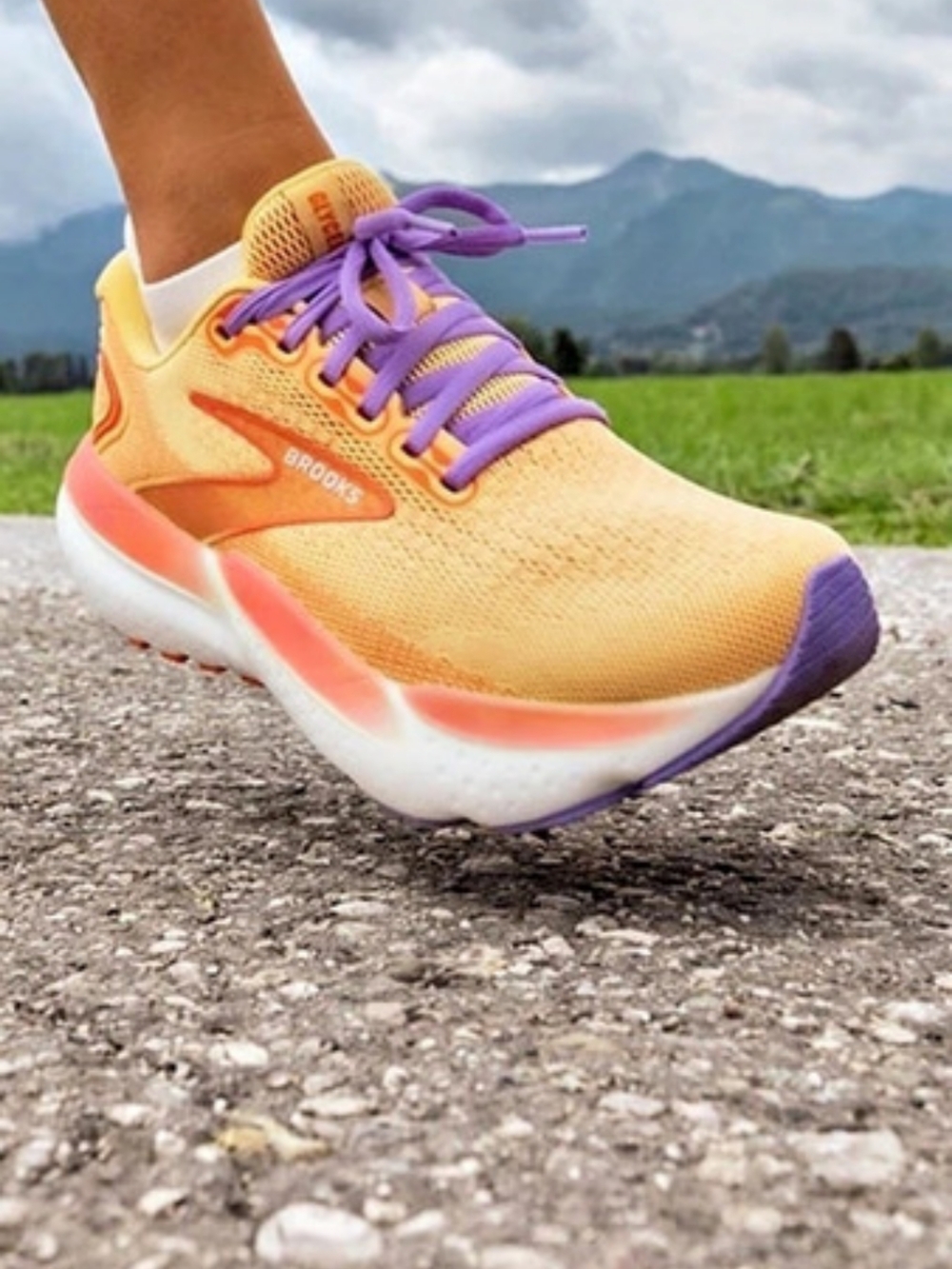 Brooks Ghost 15 Women's Athletic Shoes US 7 Good